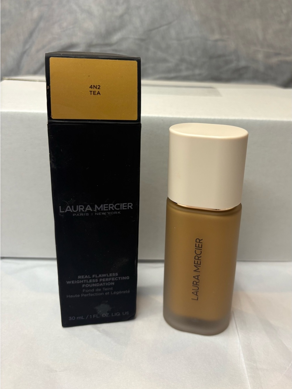 Laura Mercier Real Flawless Liquid Foundation 4N2 Tea 1 fl oz Medium Natural